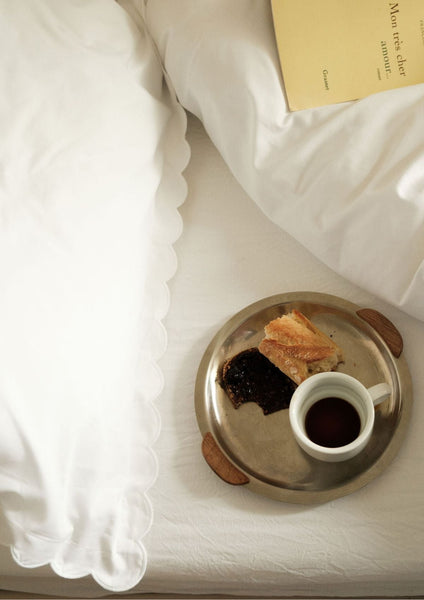 The Scalloped Pillowcases in White Cotton Percale (Set of 2)