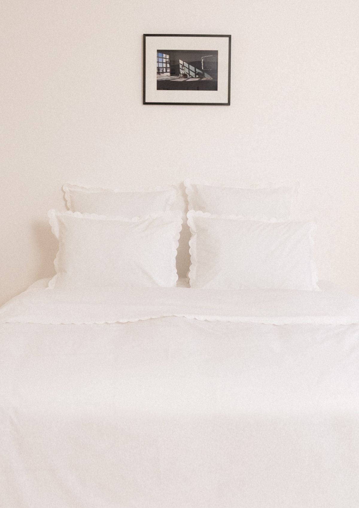 The Scalloped Pillowcases in White Cotton Percale (Set of 2)
