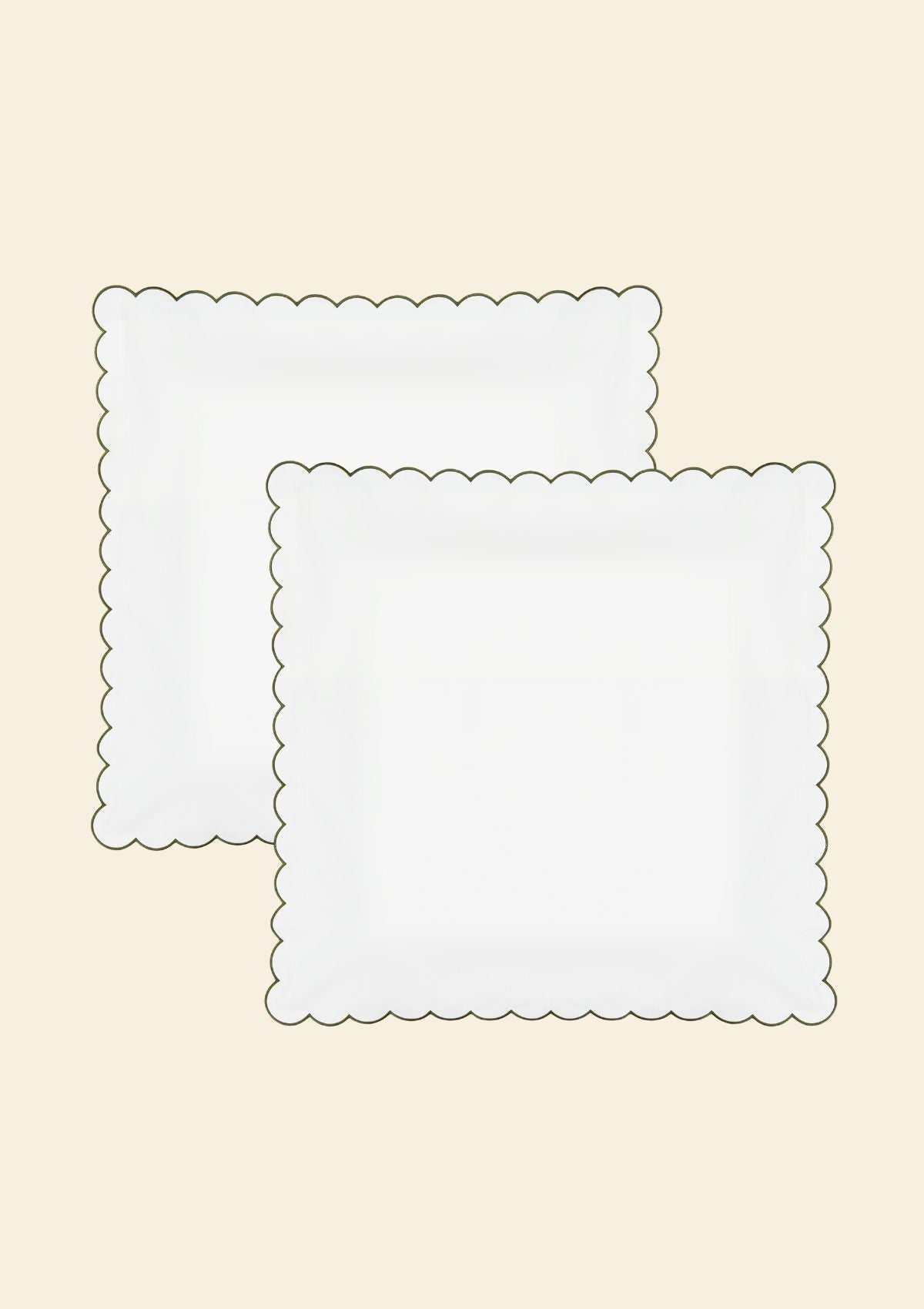 The Scalloped Pillowcases in White & Forest Green Cotton Percale (Set of 2)