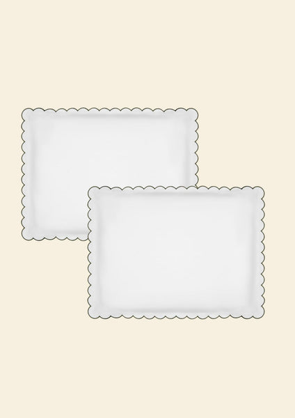 Scalloped Cotton Percale Bedding Set in White & Forest Green