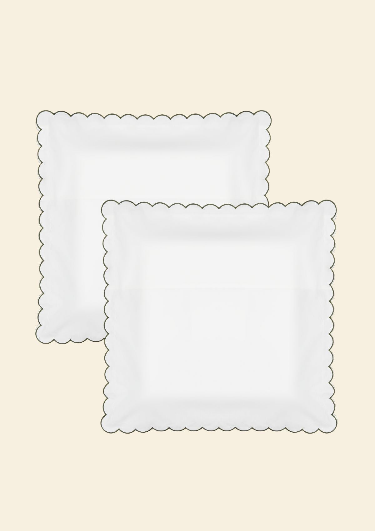 Scalloped Cotton Percale Bedding Set in White & Forest Green