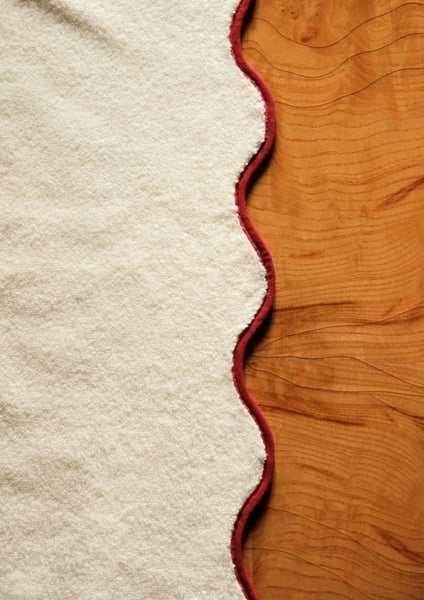Ivory & Bordeaux Cotton Wavy Bath Towel