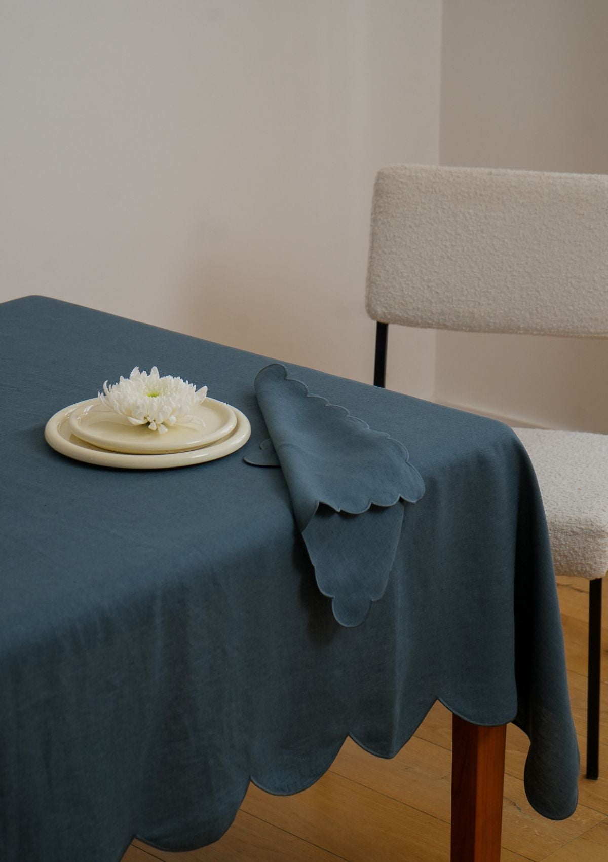 The Peacock Blue Scalloped Linen Napkins