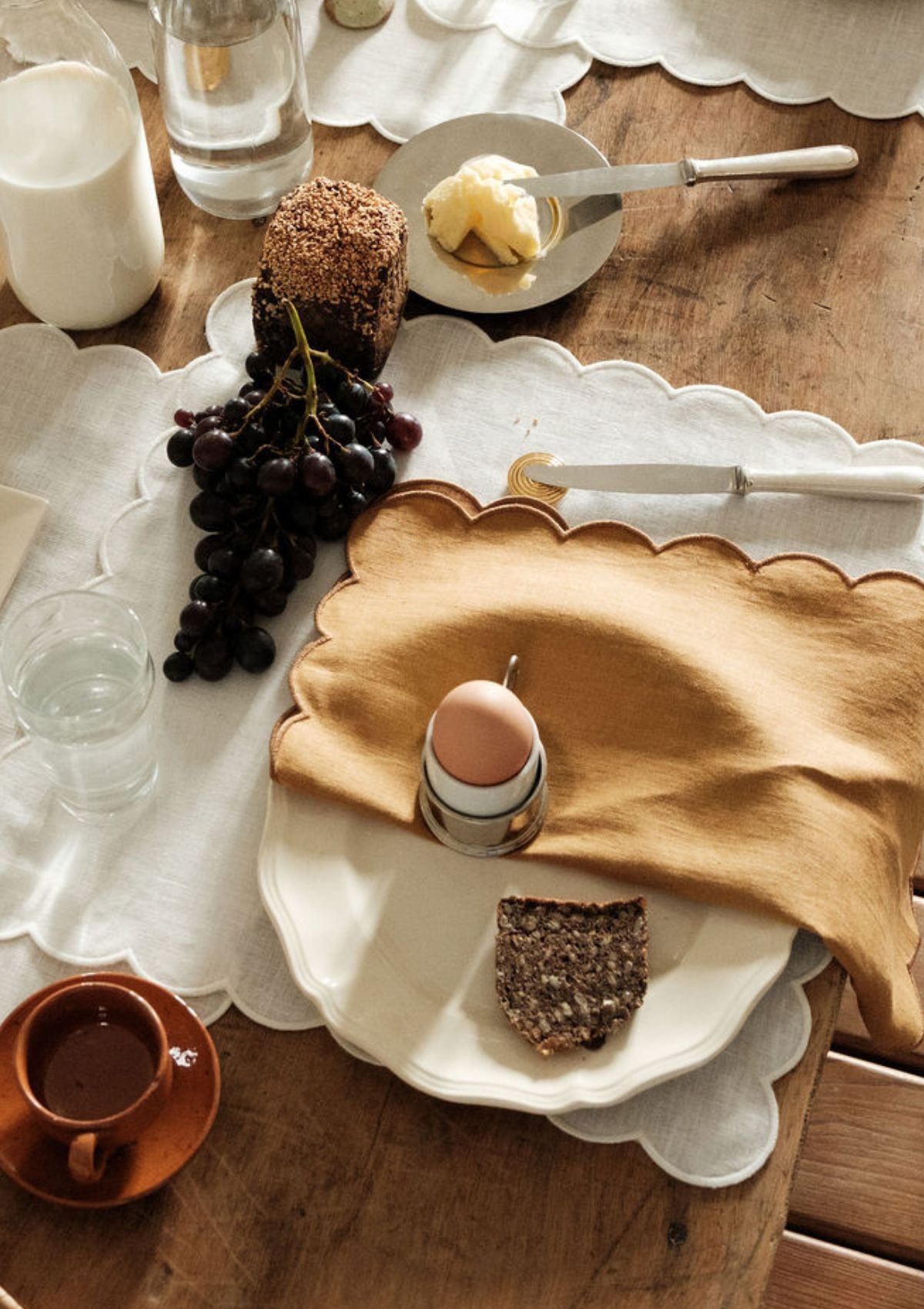 The Yellow Ochre Linen Scalloped Napkins (Set of 2)