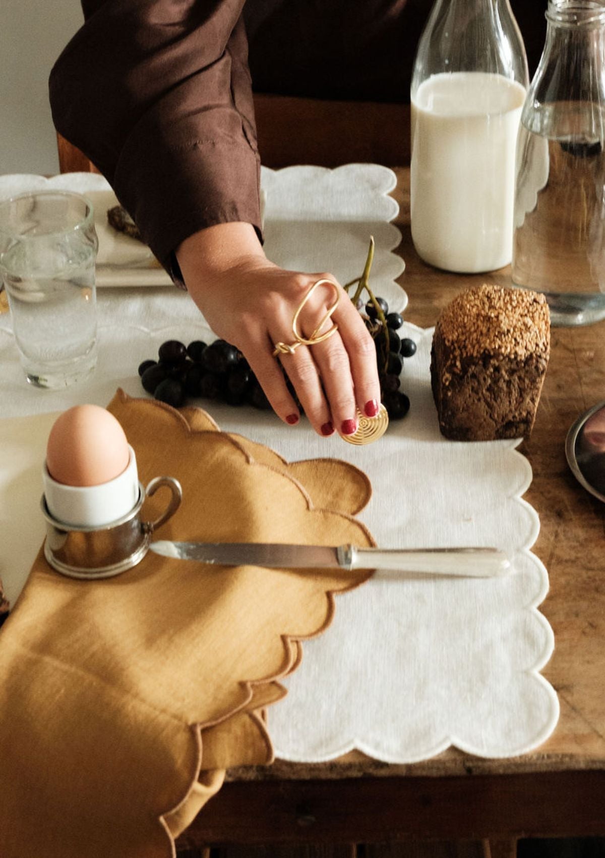 The Yellow Ochre Linen Scalloped Napkins (Set of 2)