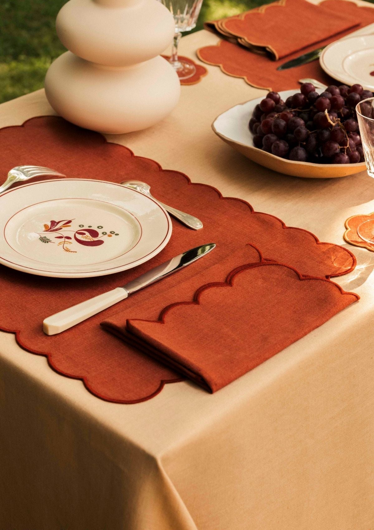 Scalloped Linen Napkins in Terracotta (Set of 2)