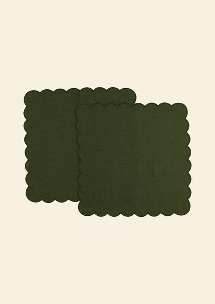 The Forest Green Linen Scalloped Napkins (Set of 2)