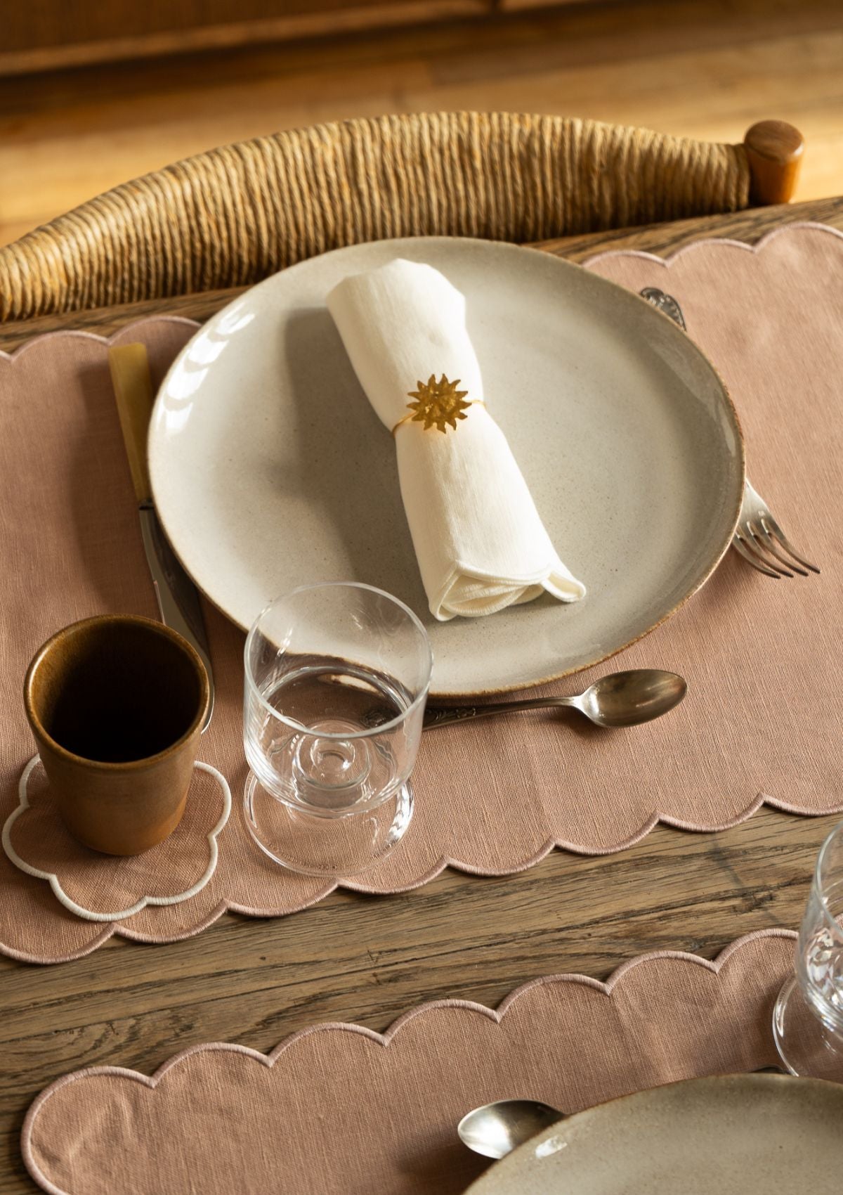 Gold Jewelled Napkin Rings (Set of 6)