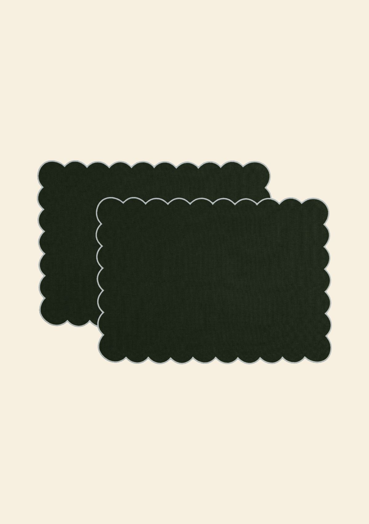 The Forest Green and White Linen Scalloped Rectangular Placemats (Set of 2)