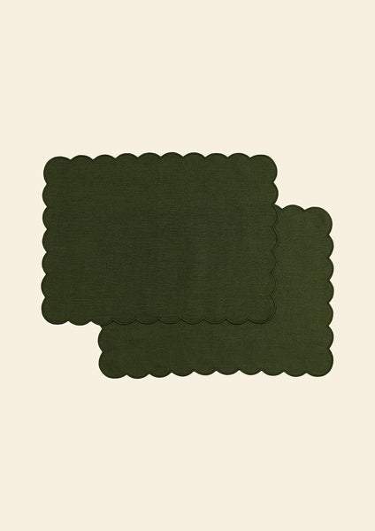 The Forest Green Linen Scalloped Rectangular Placemats (Set of 2)