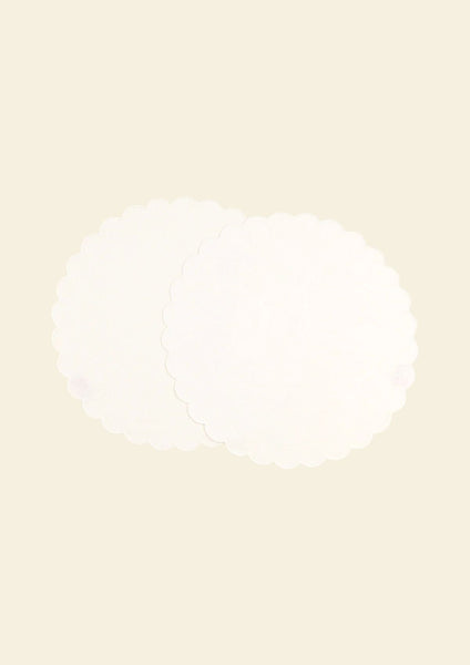 The White Linen Scalloped Round Placemats (Set of 2)