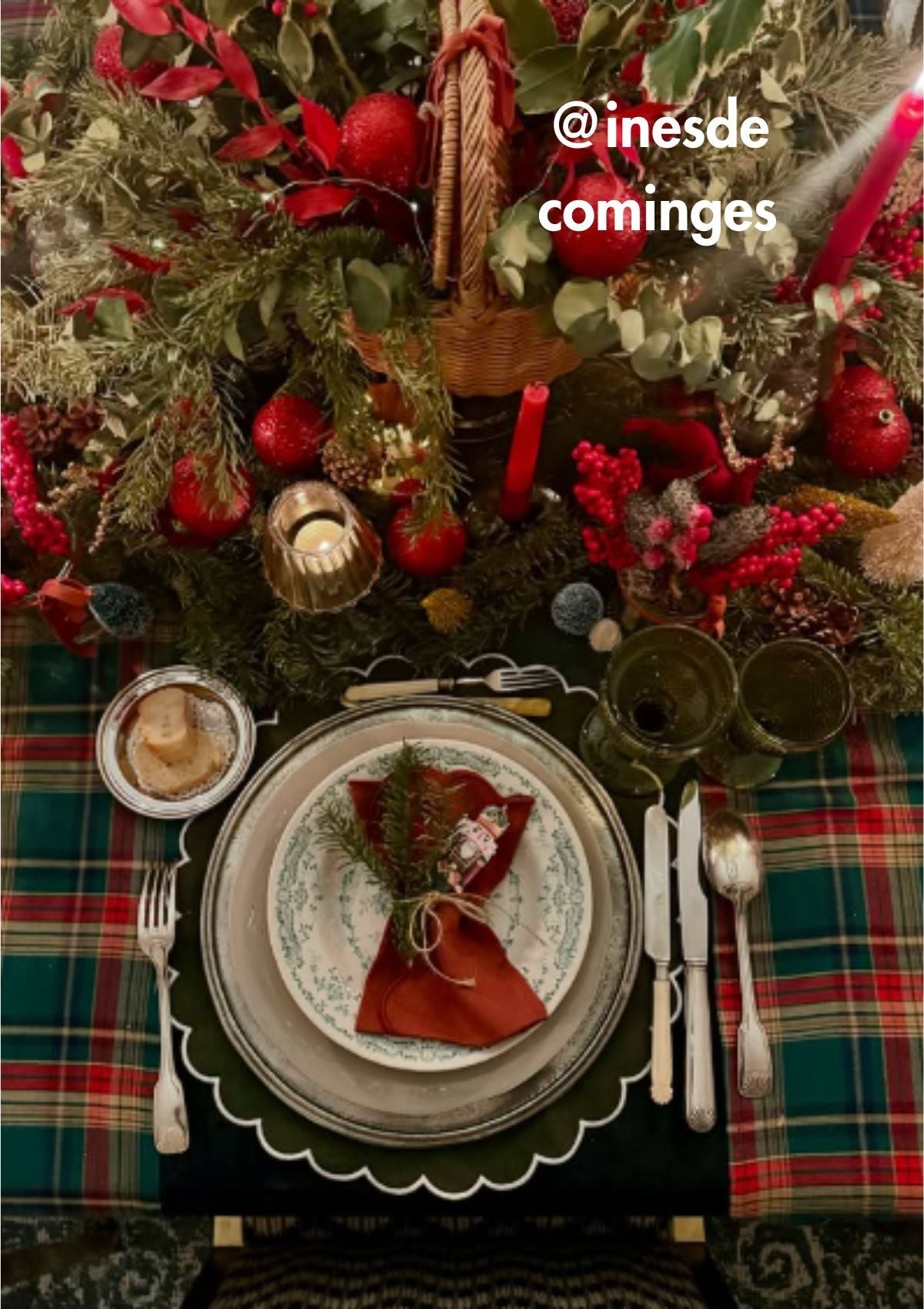 Scalloped Linen Napkins in Terracotta (Set of 2)