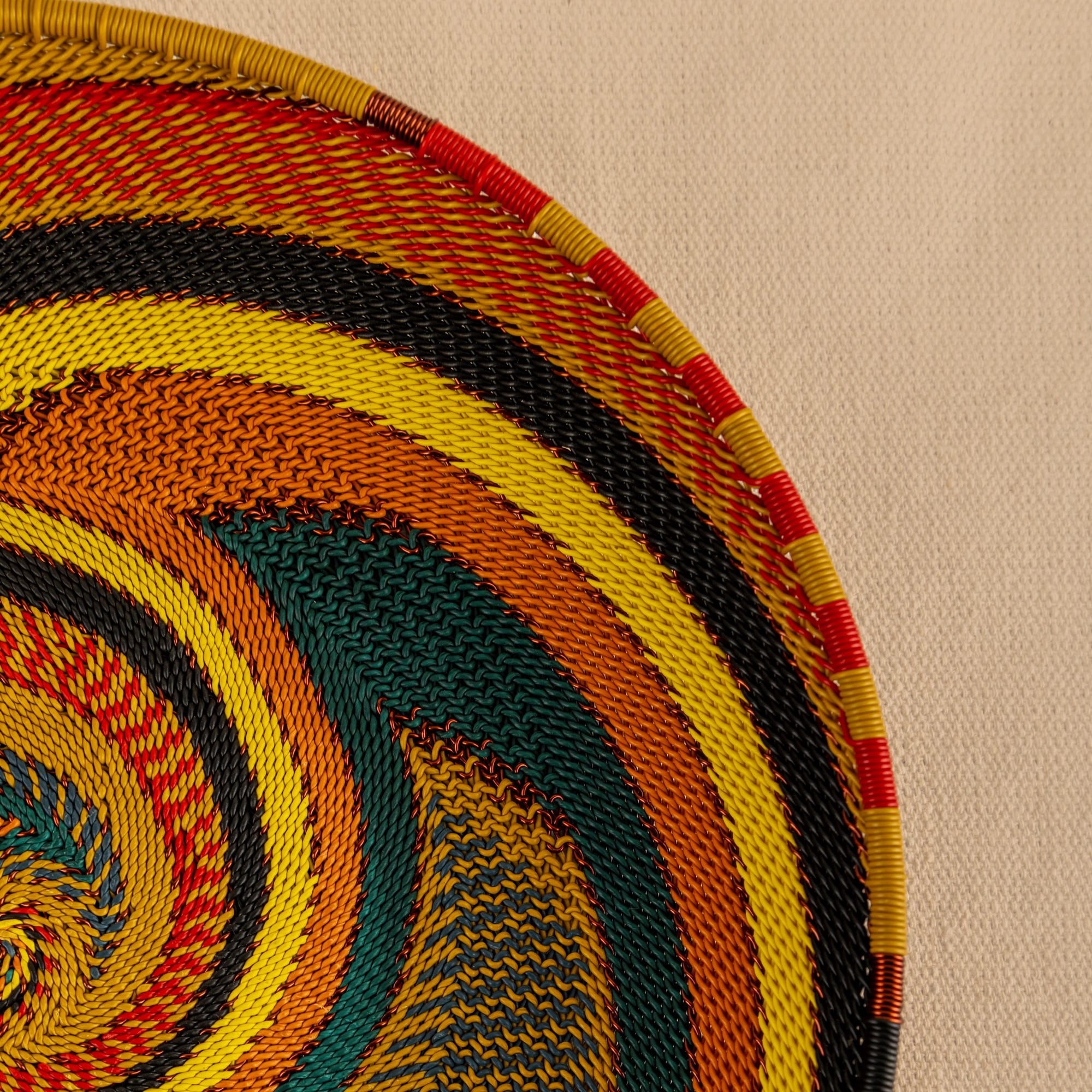 Tray Round - Zulu Earth