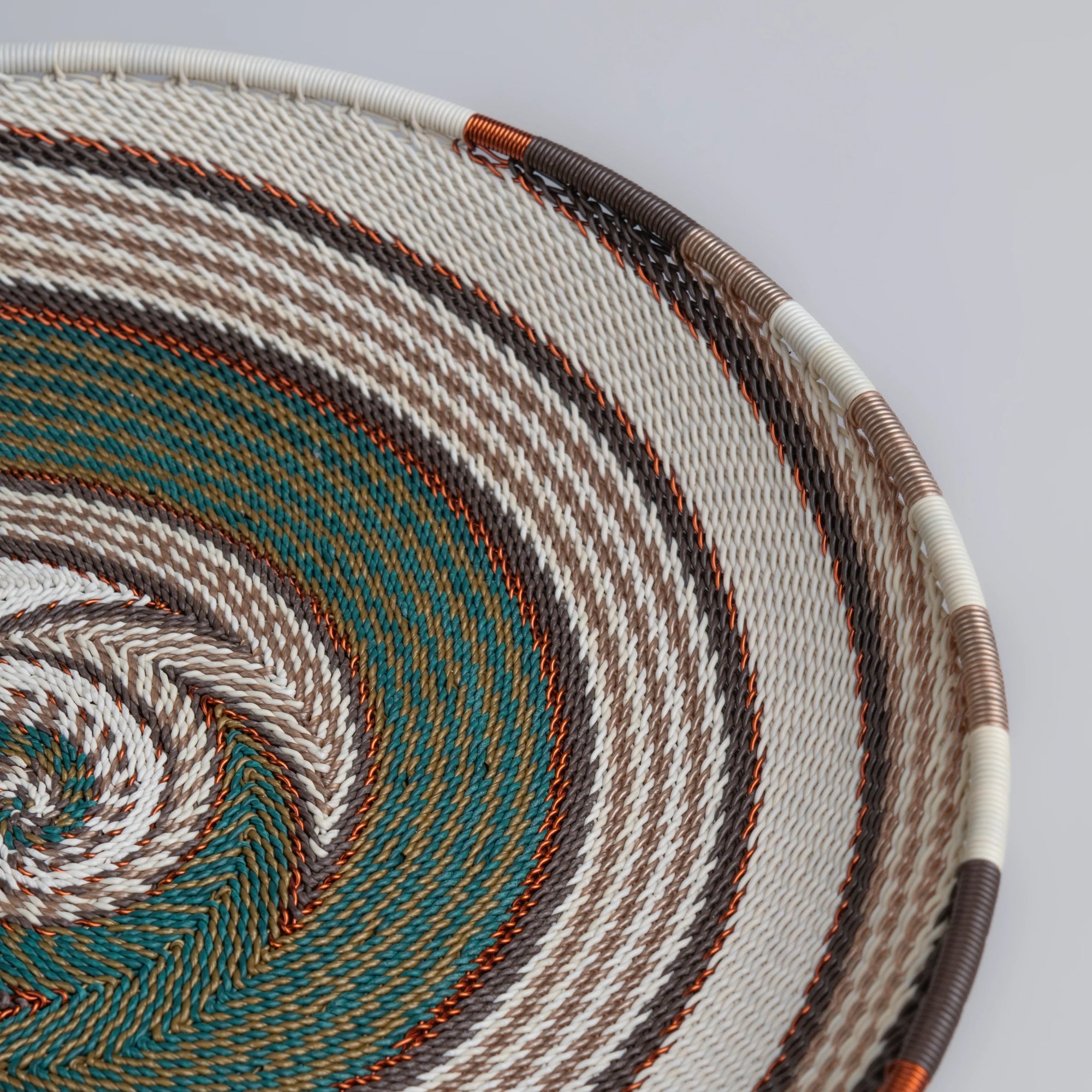 Tray Round - New Earth II