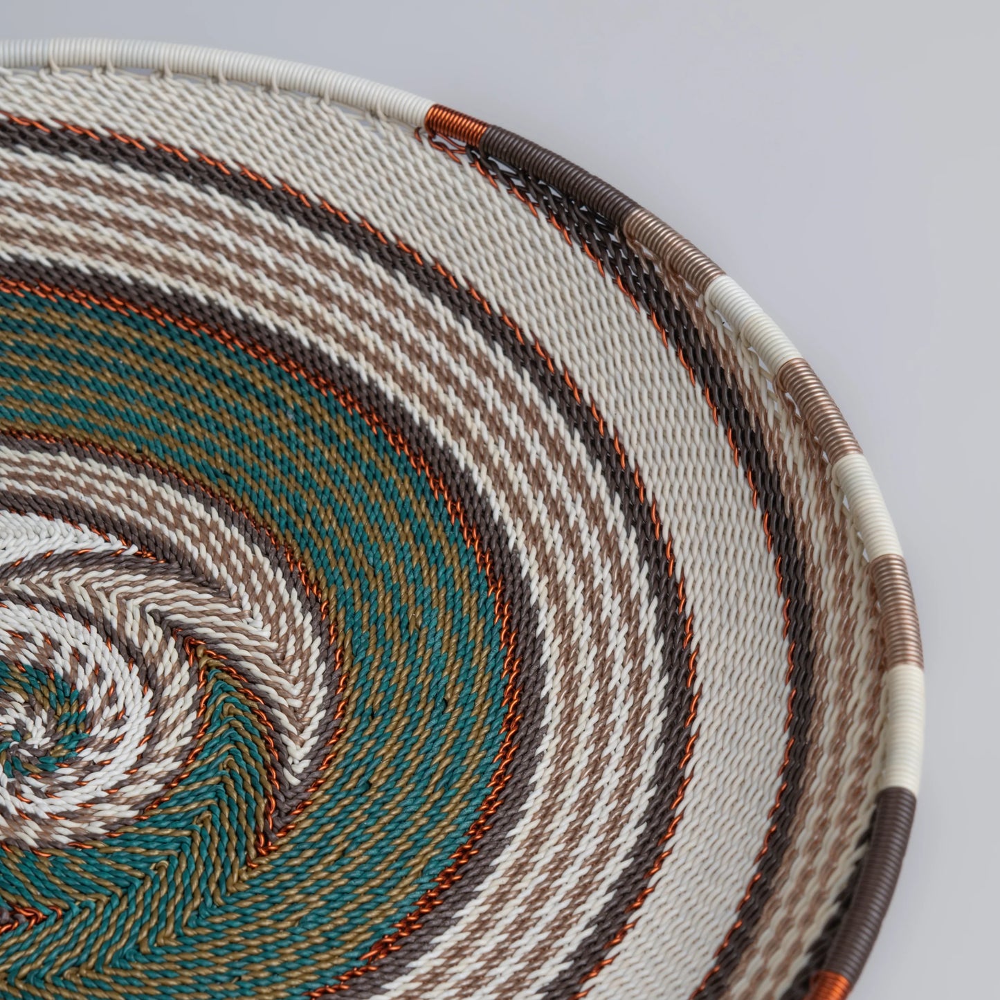 Tray Round - New Earth II