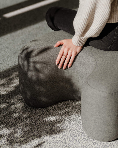 Ü Pouf