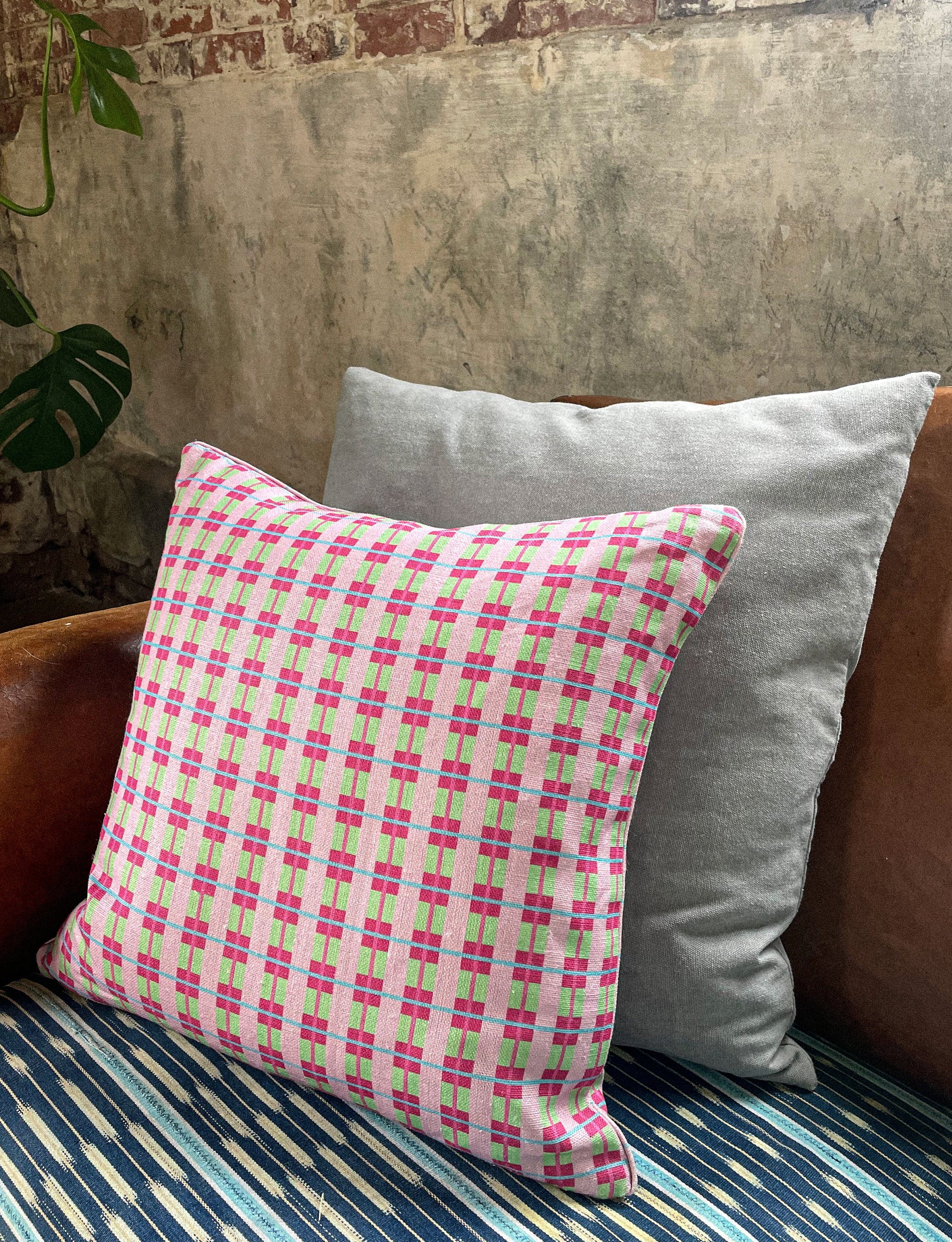 Tart Pink