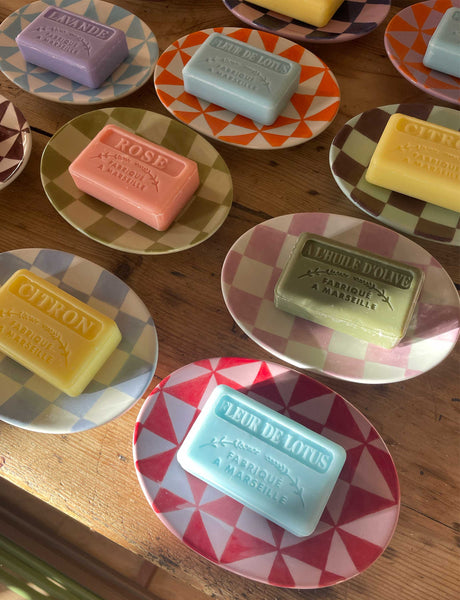 Checkmate Soap Dish, Pink