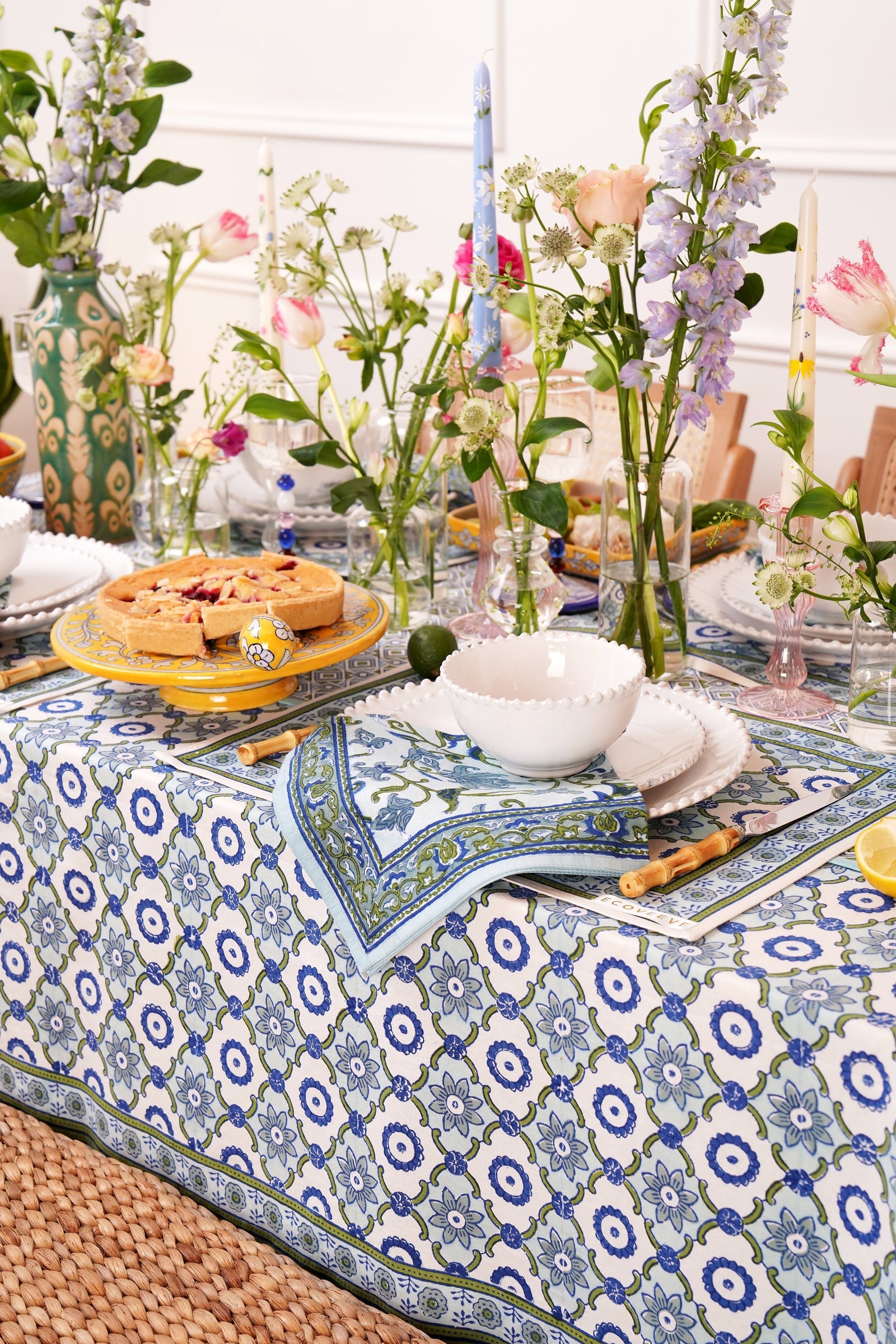 Bela Tablecloth