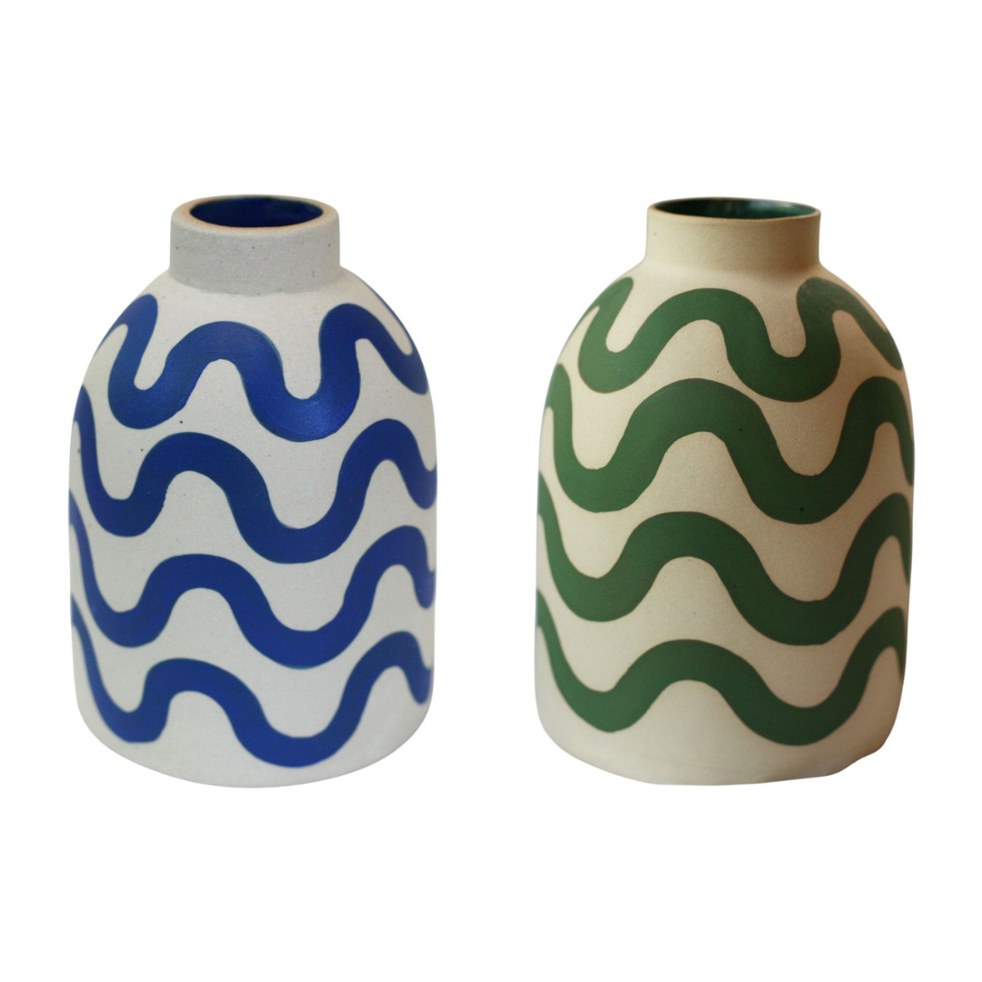 Beehive Vase in Wave