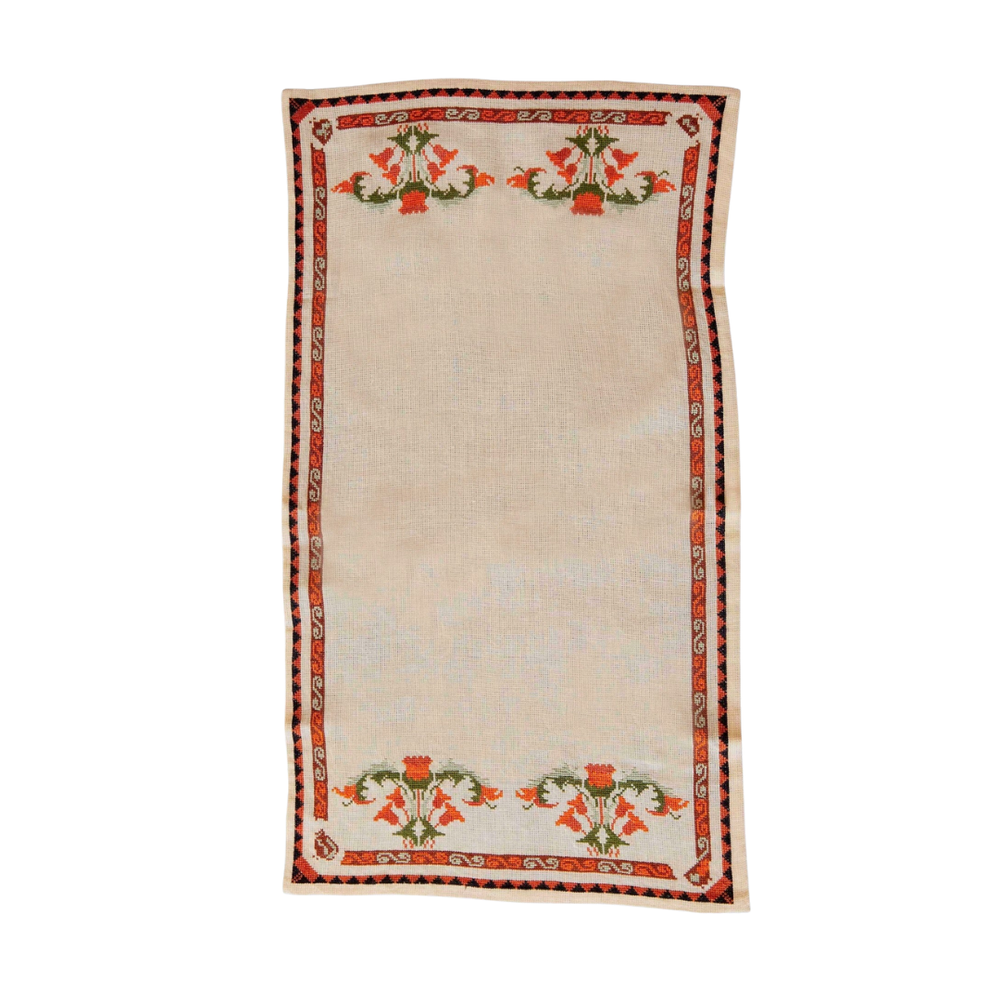 Trapeza Vintage Table Runner