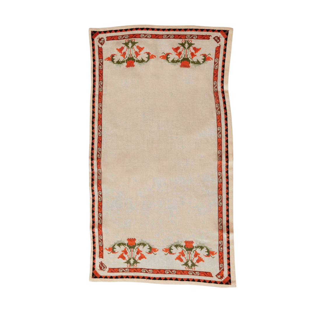 Trapeza Vintage Table Runner