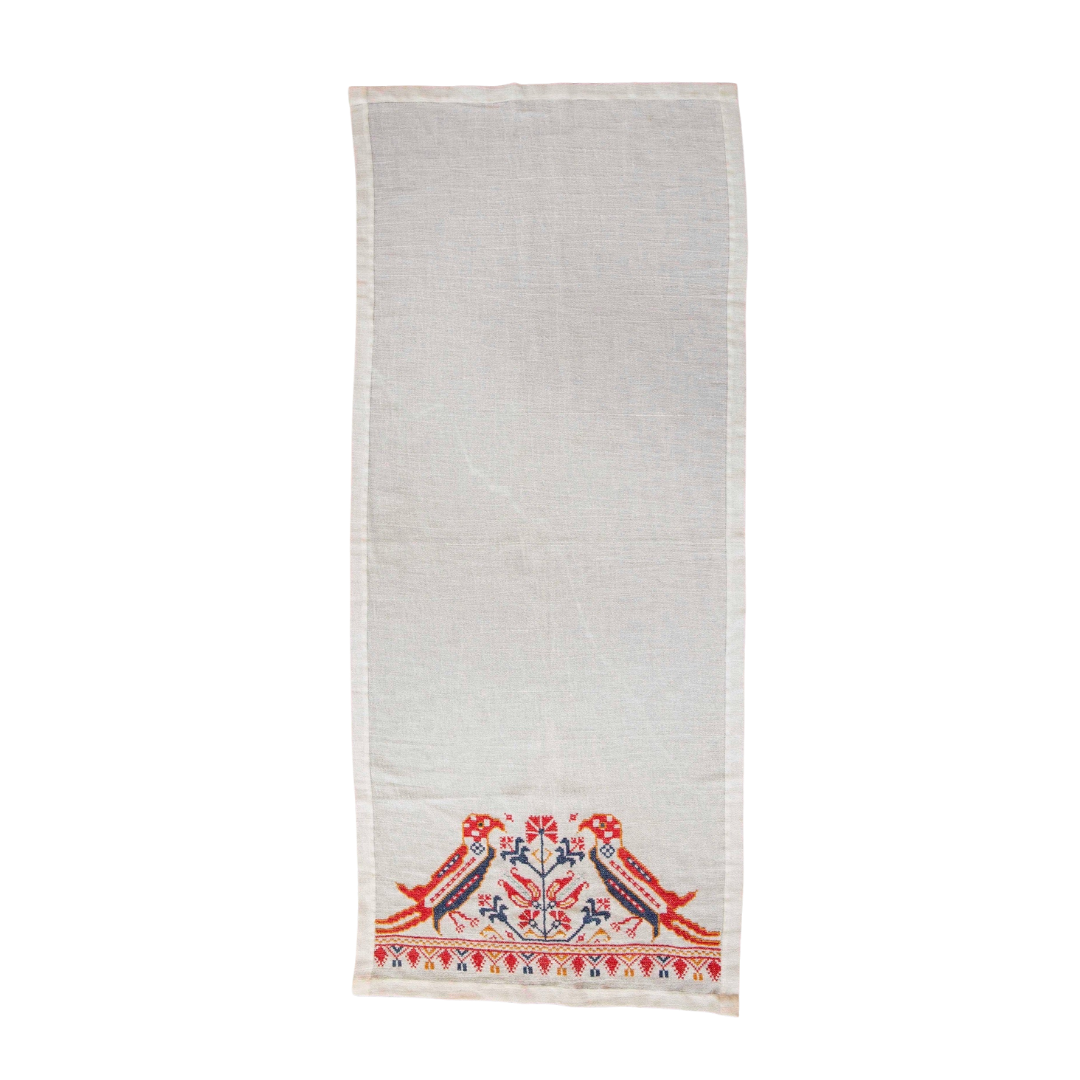 Peristeriá Vintage Table Runner