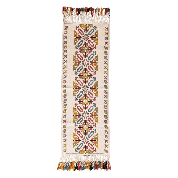Kerasma Vintage Table Runner