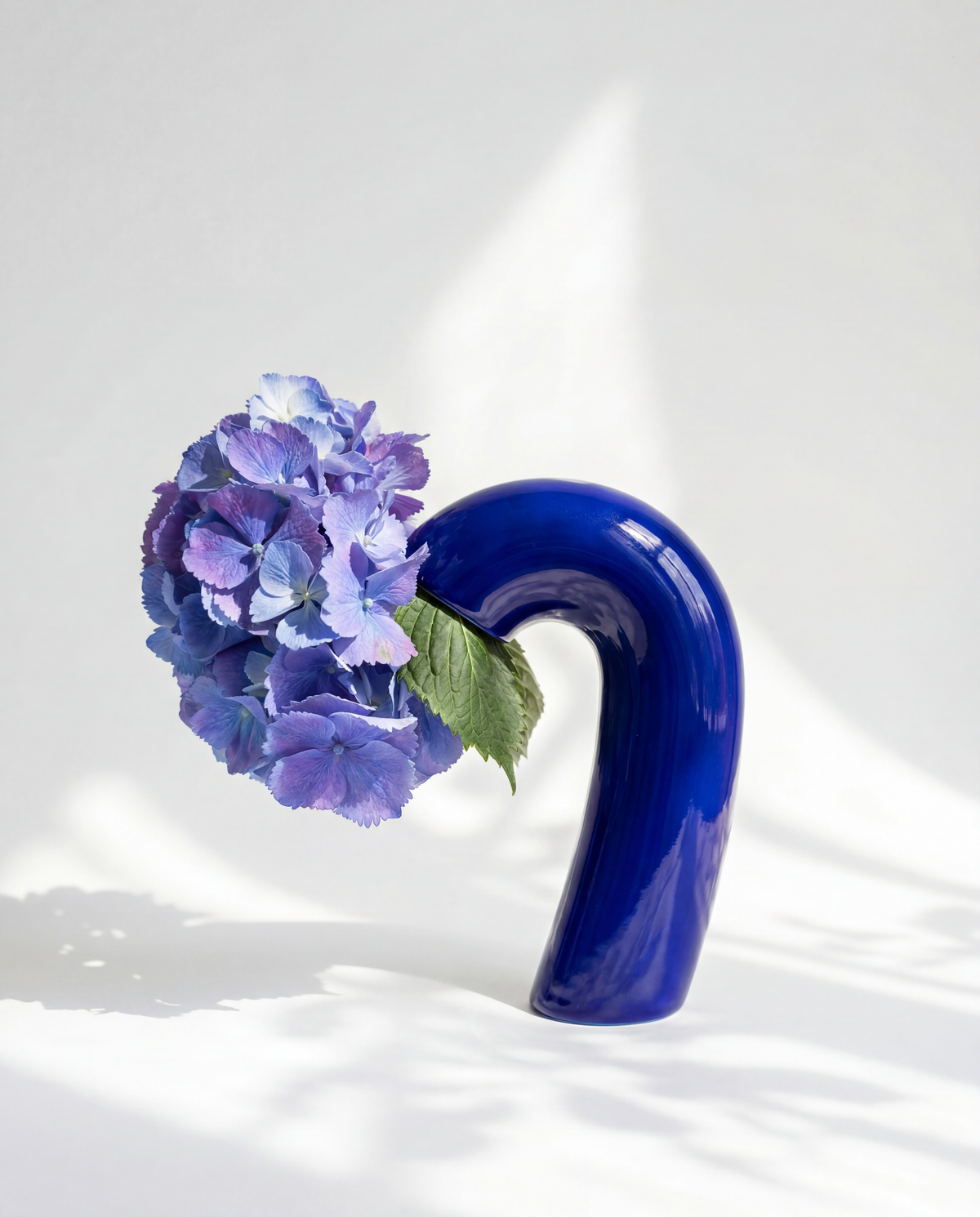 VITA Vase in Cobalt Blue