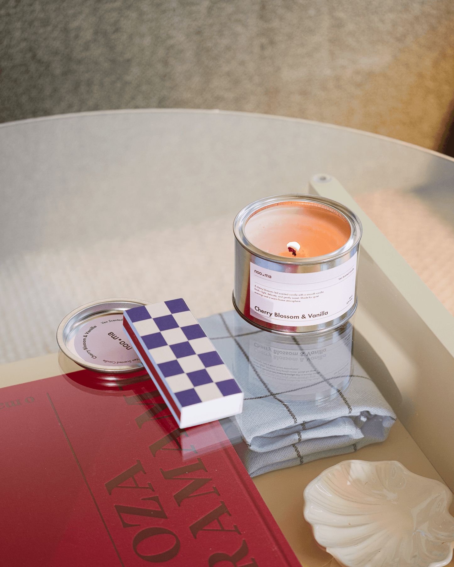 Ven Scented Candle - Saffron & Sandalwood