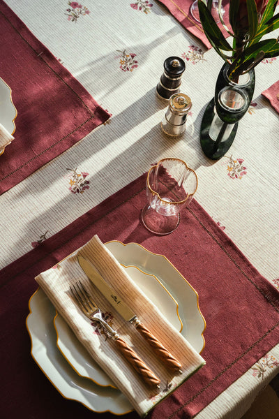 Set of Scarlet Flax & Field Posy Pinstripe Printed Napkins