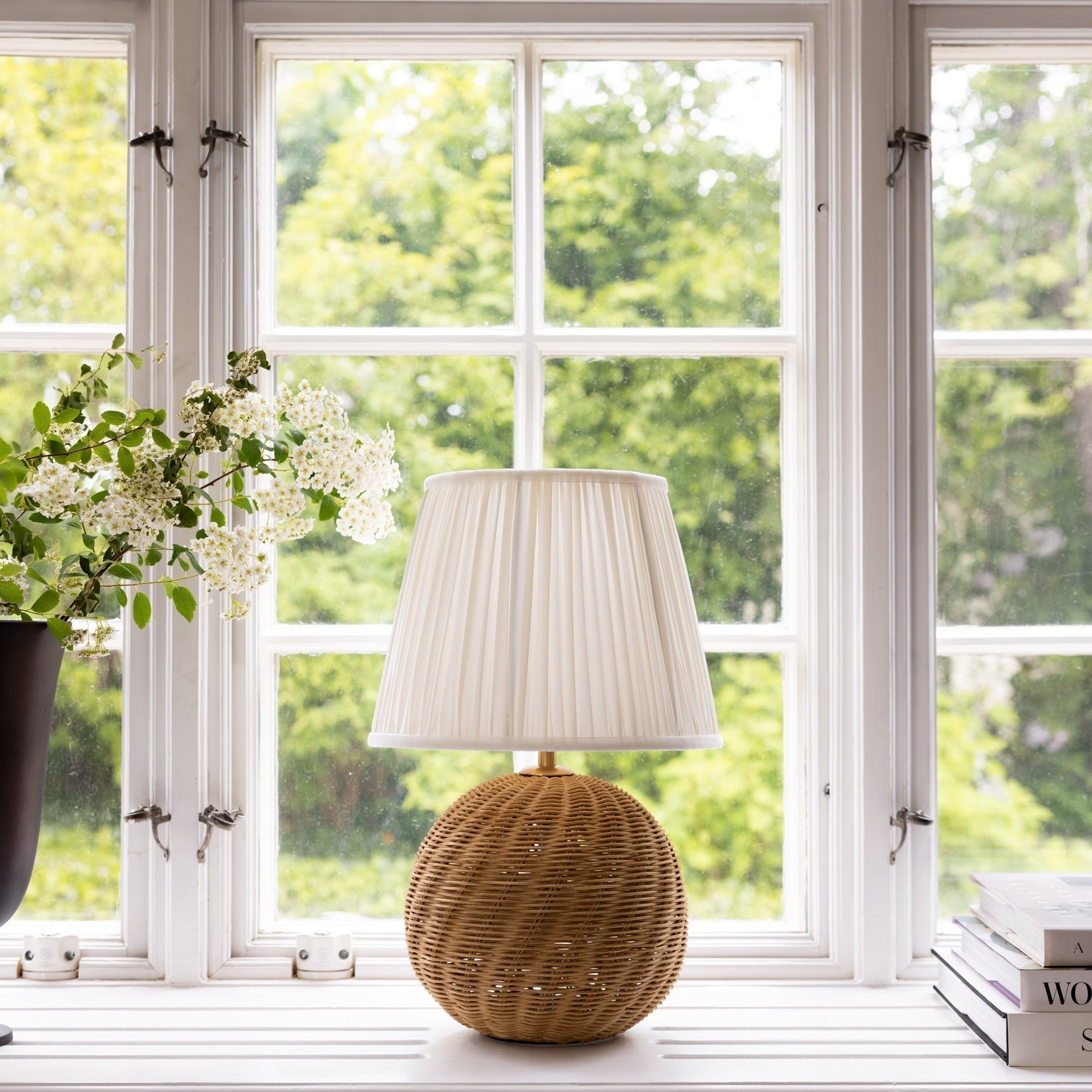 Amalfi Rechargeable Table Lamp
