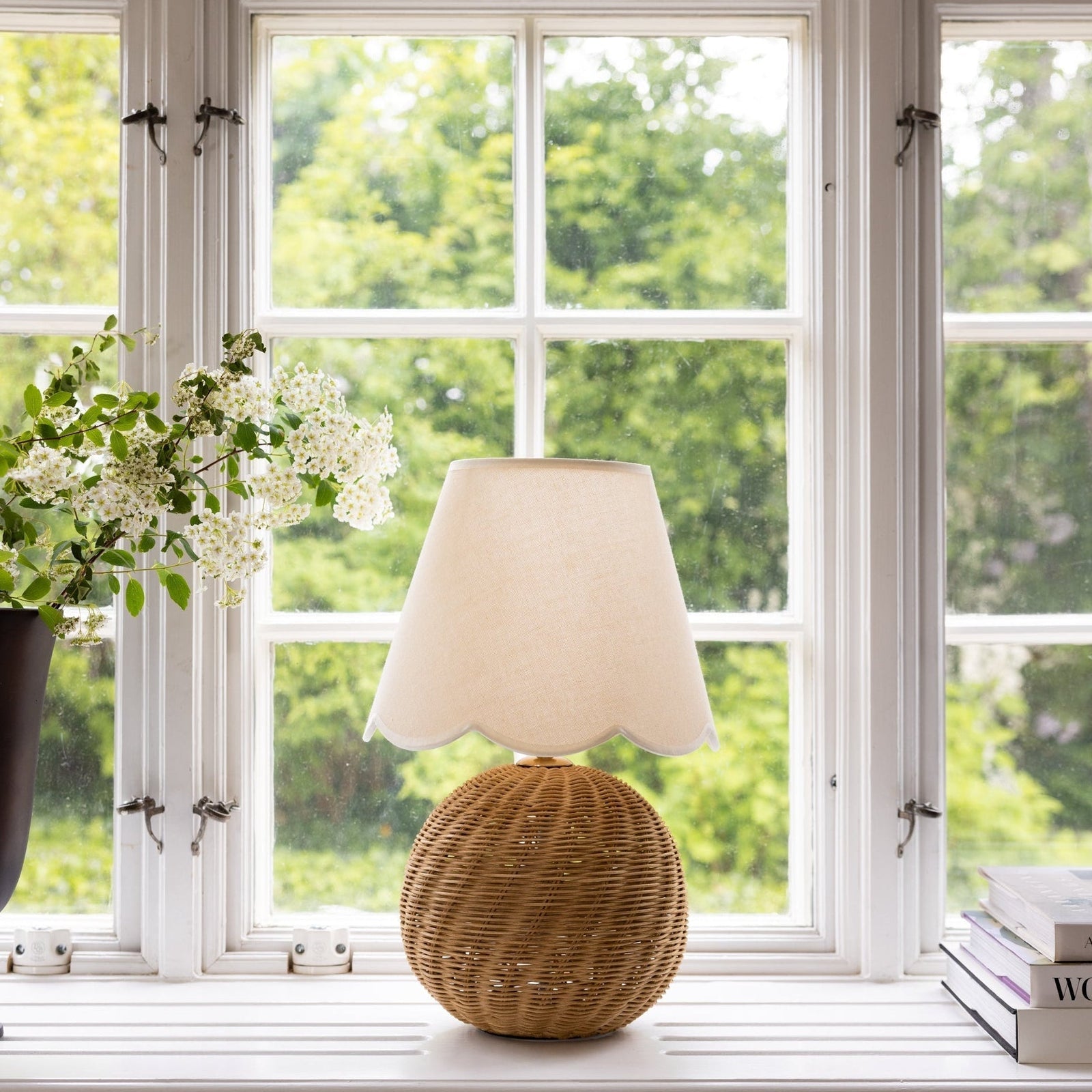 Amalfi Rechargeable Table Lamp