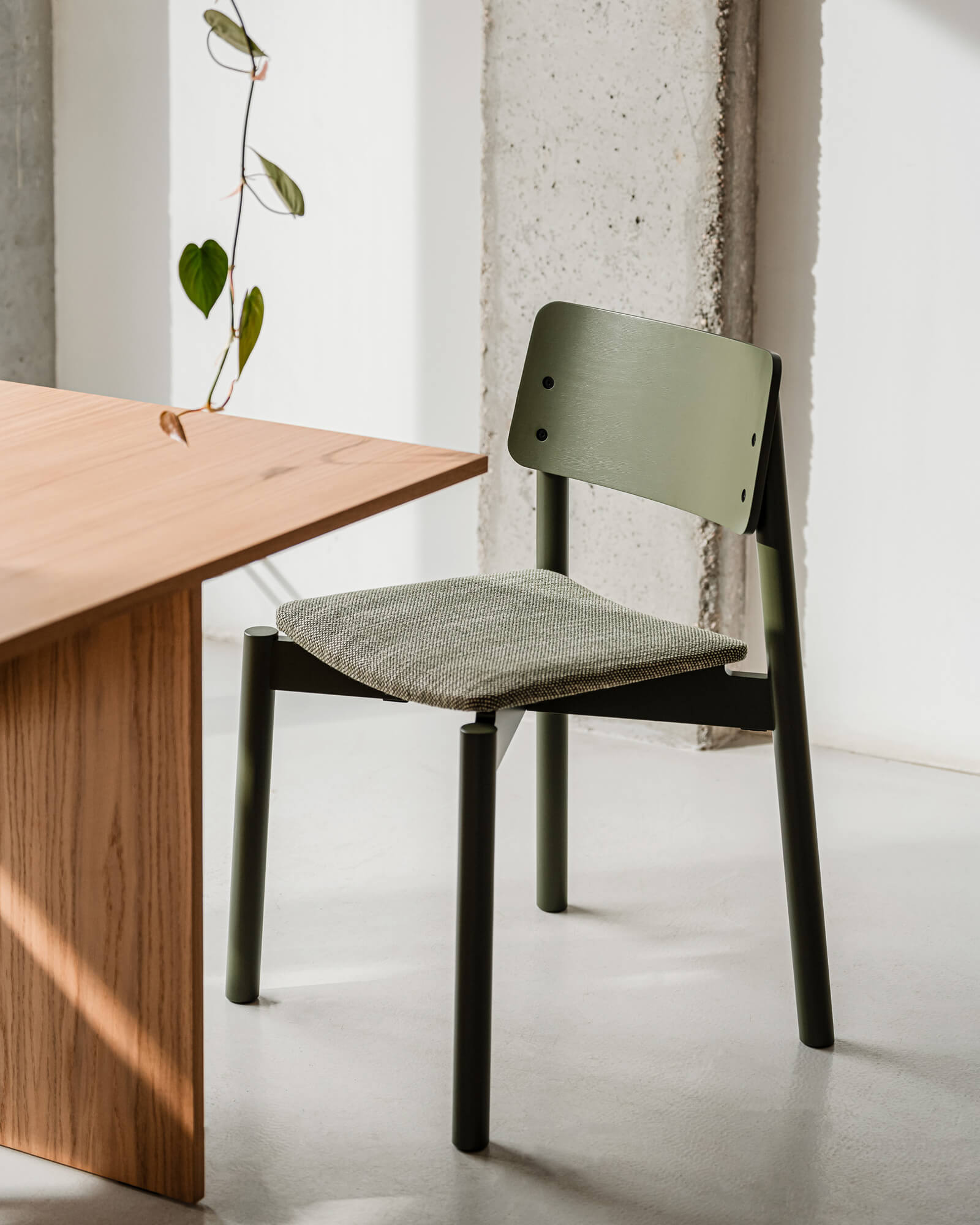 Wem Chair