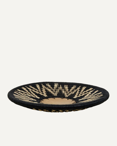 Star bowl in black and white — handwoven Werregue palm, Wounaan artisans, Choco, Colombia