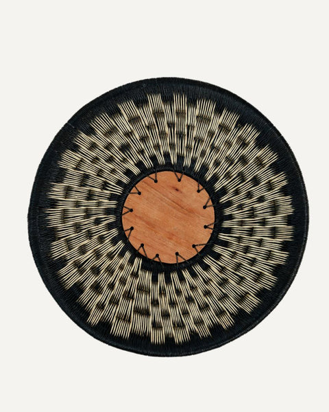 Sun bowl in black and white — handwoven Werregue palm, Wounaan artisans, Choco, Colombia