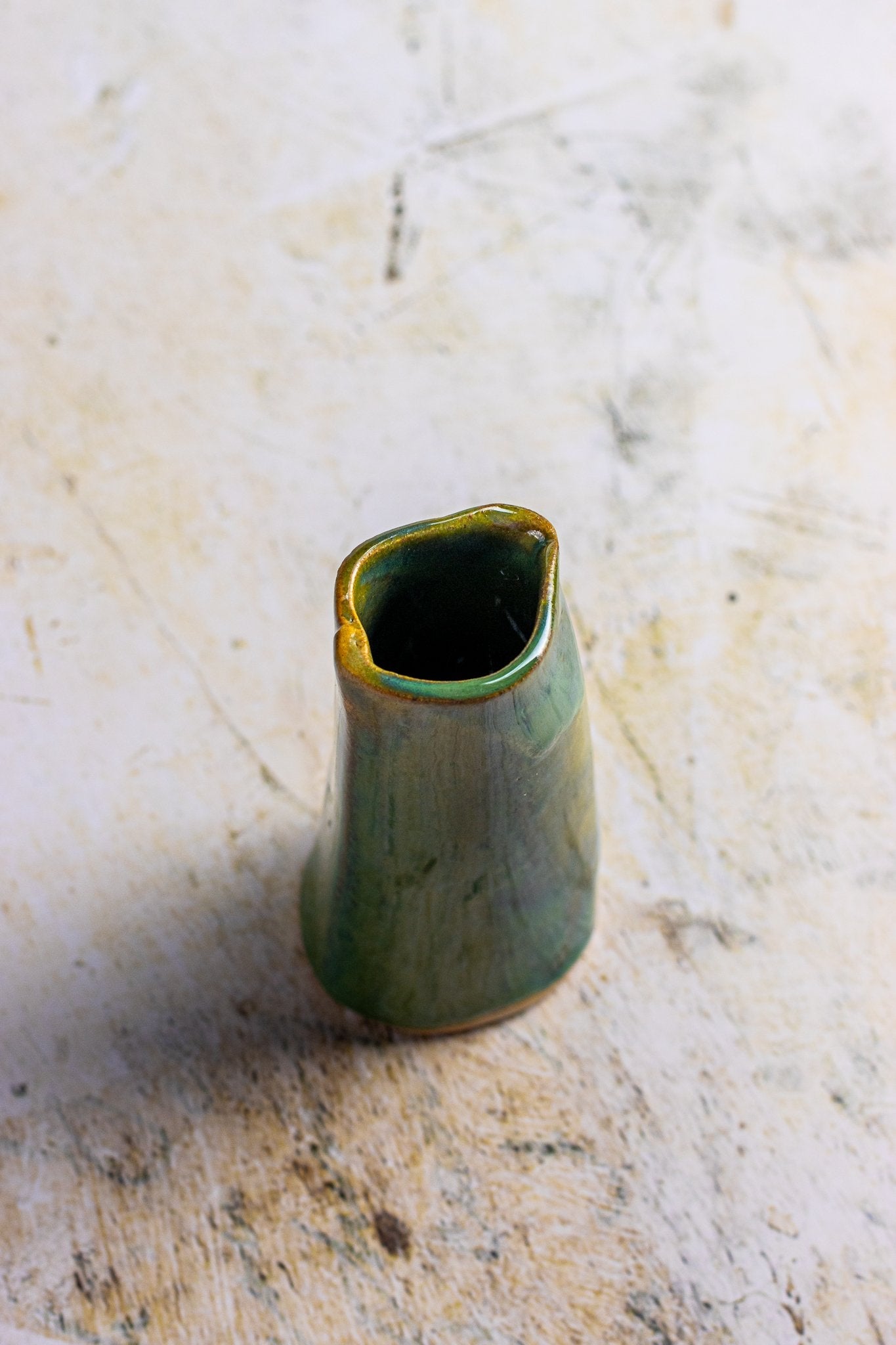 Millfield Oil Pourer