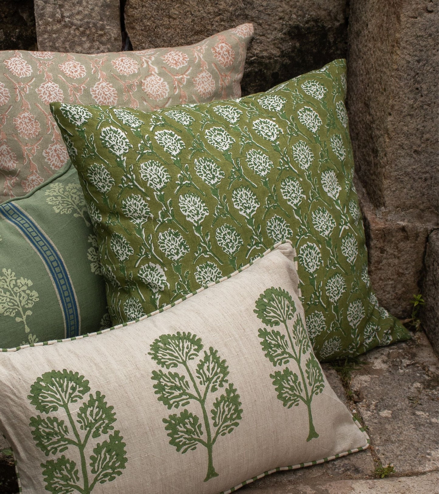 Nikhar Pure Linen Throw Pillow Cover - Fern Green