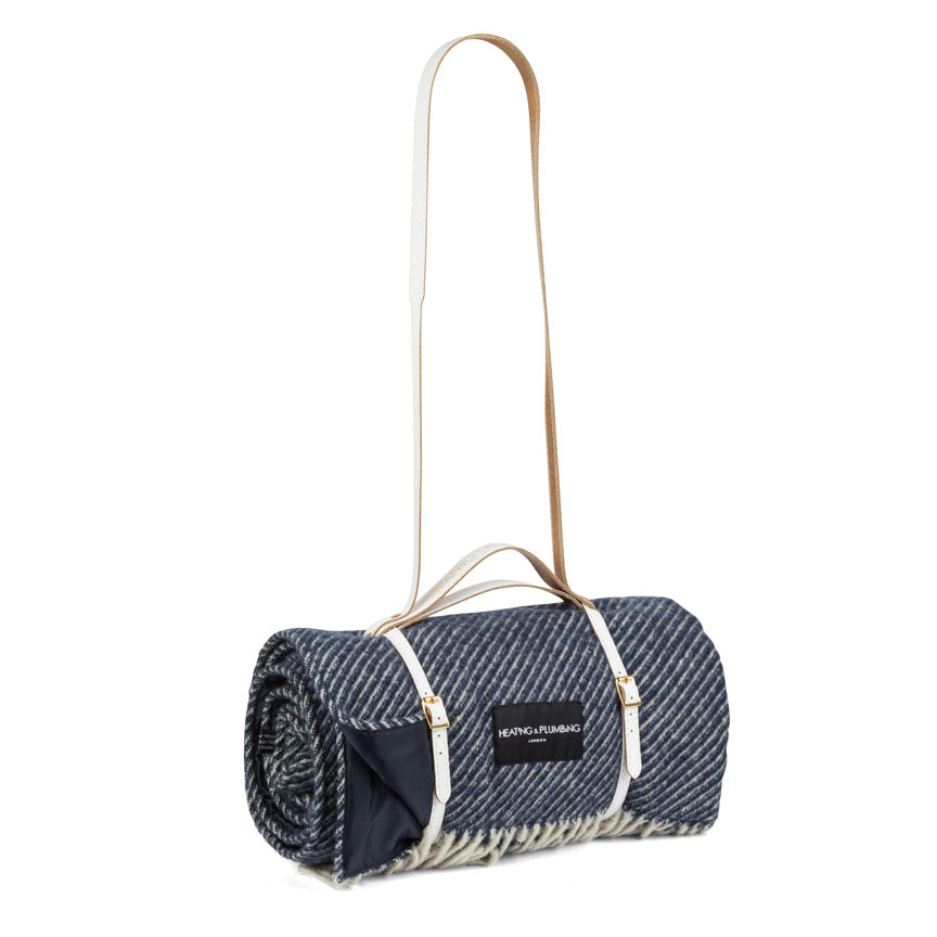 Pure New Wool Picnic Blanket - The Yacht Club