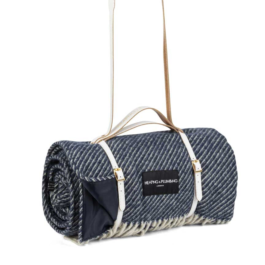Pure New Wool Picnic Blanket - The Yacht Club