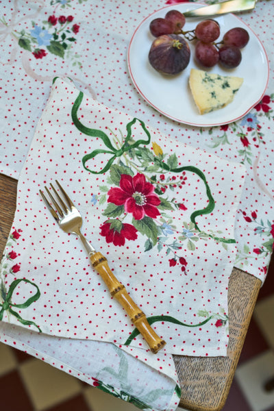 Winter Bouquet Linen Green Bows