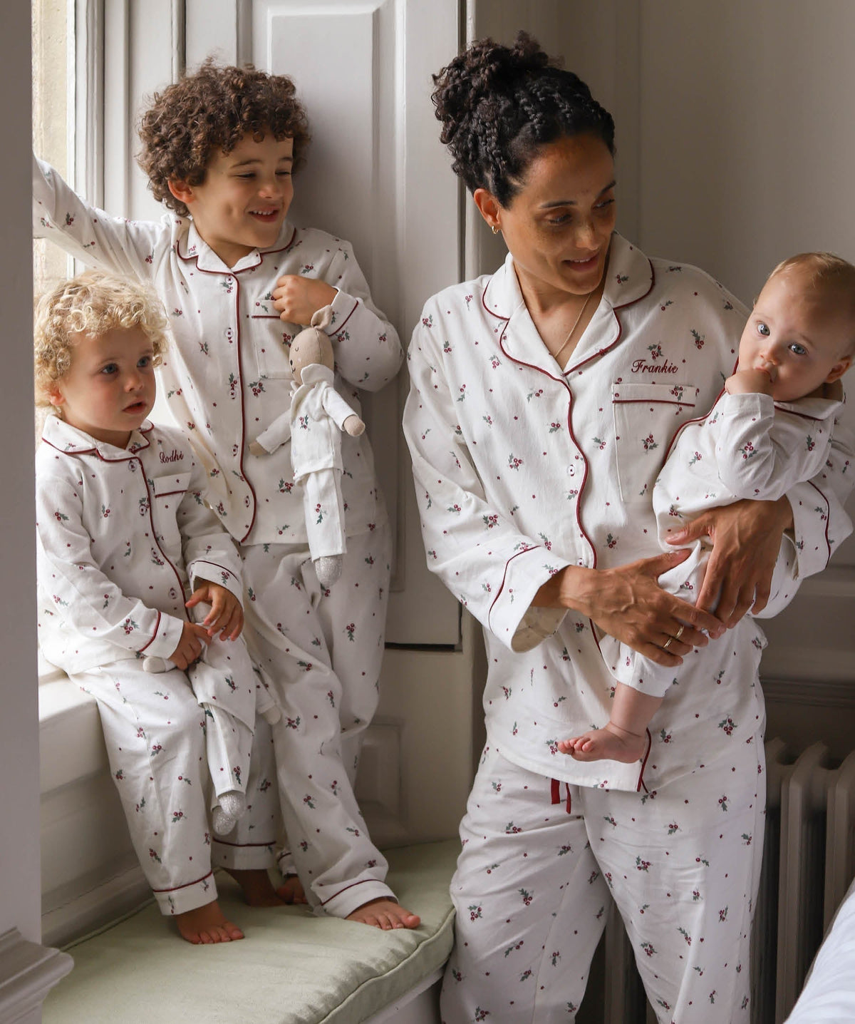 Children's Flannel Pyjamas - Holly Scatter