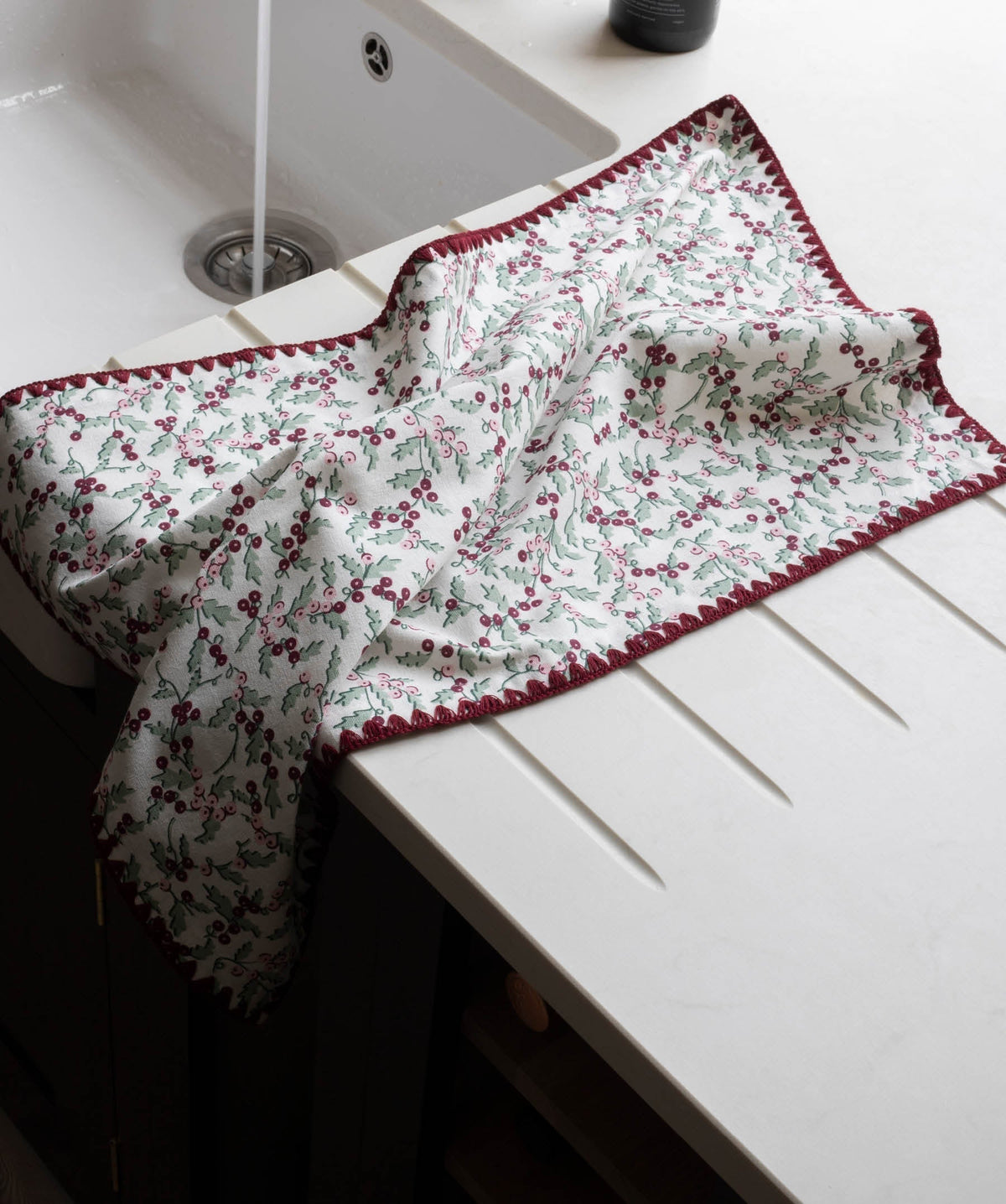Tea Towels, Set of 2 - Berry Ribbons