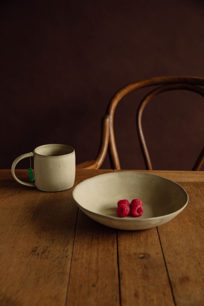 Yukina Omori Deep Plate (Light Beige / Dark Beige)