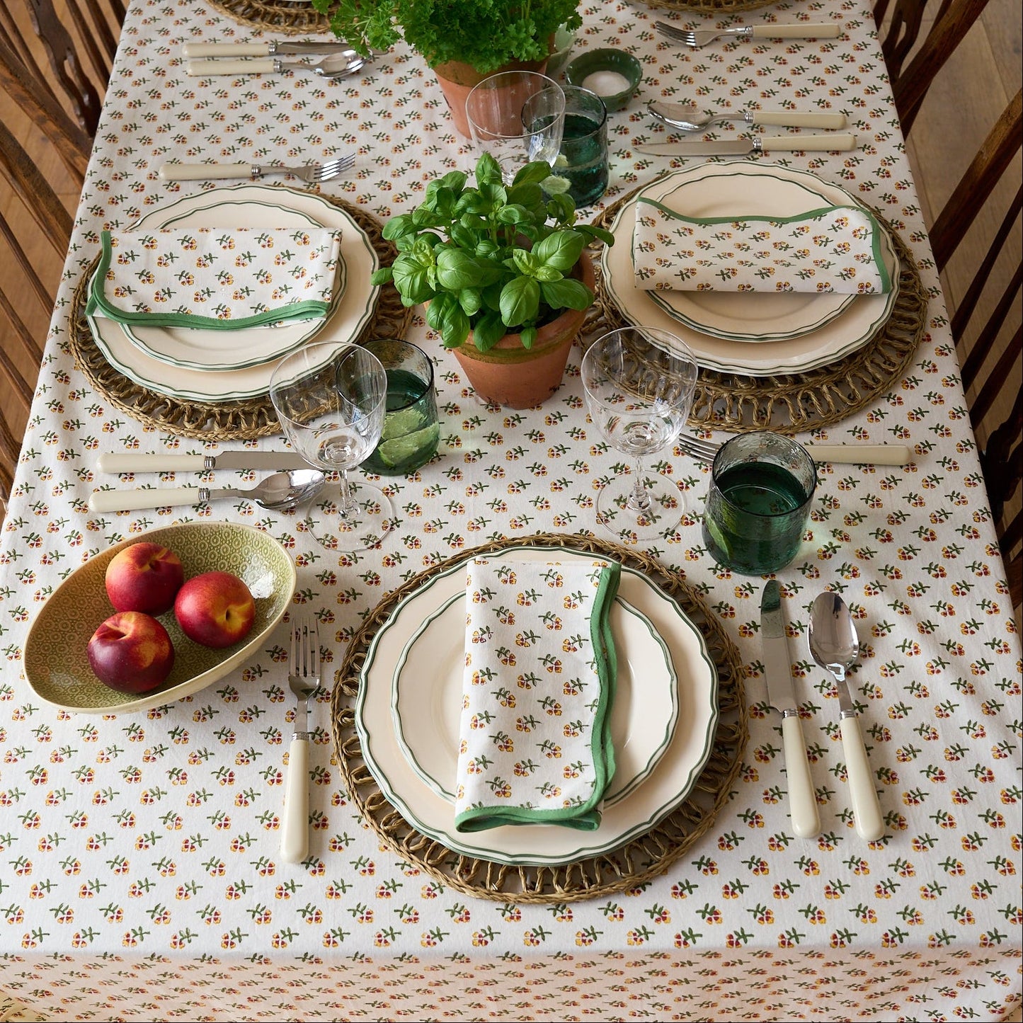 Green Scallop Yellow Ditsy Napkins - Set of 4