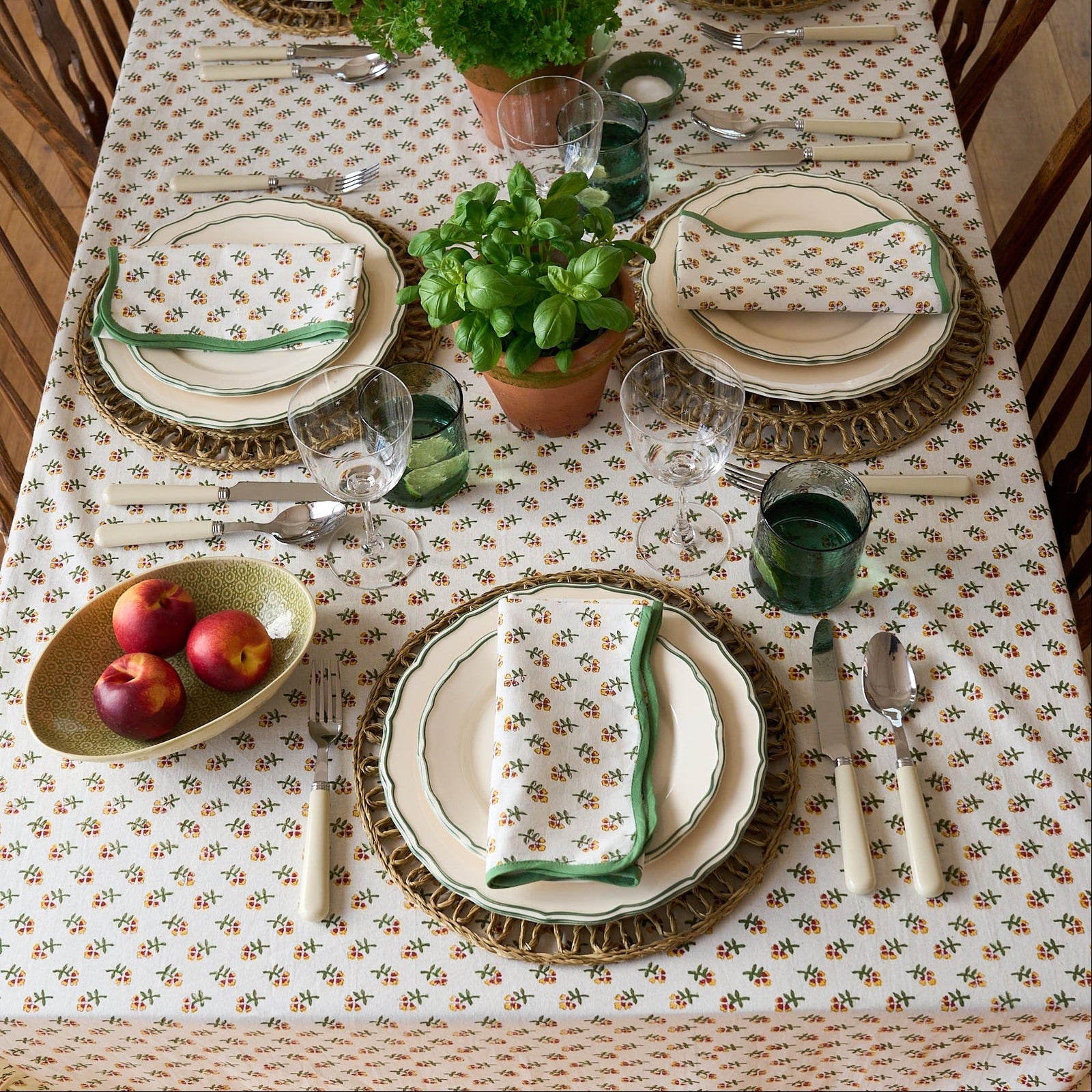 Green Scallop Yellow Ditsy Napkins - Set of 4