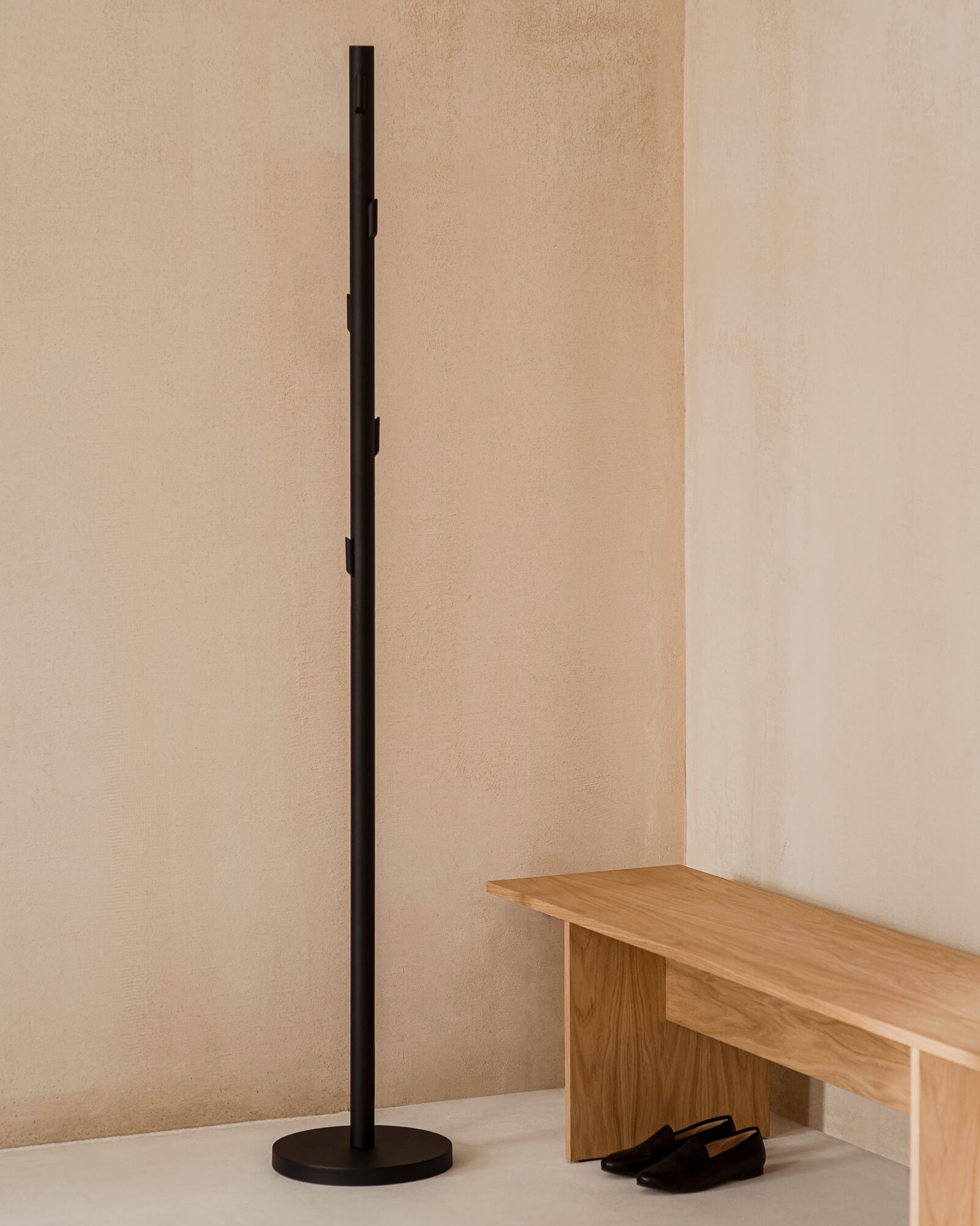 Yuko Coat Rack