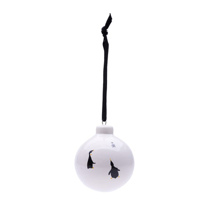 AB_WADDLE_PENGUIN_BAUBLE_5.jpg