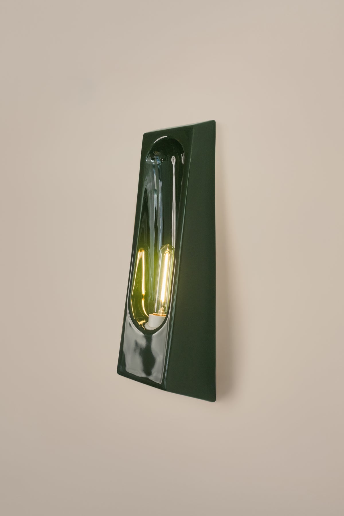 Alcove Verde Wall Light - Violaine d'Harcourt
