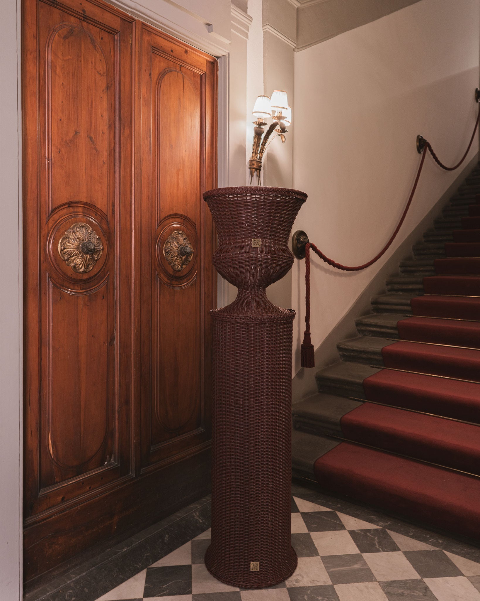 MEDICI Vase with Pedestal, Bordeaux Red